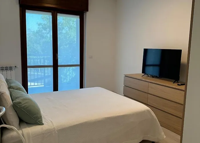 Holiday home Casa Rovedine Opera